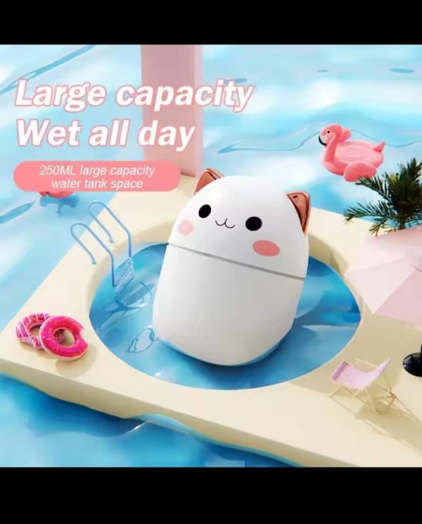Cute Mini Air Humidifier & Aromatherapy Diffuser | 250ml Essential Oil Diffuser for Home and Car